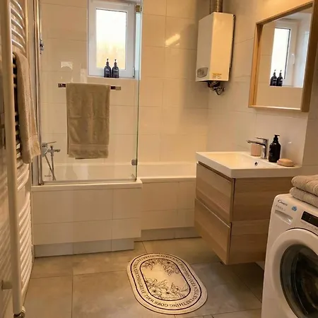 אתר קמפינג Comfortable Near Old Town קרקוב