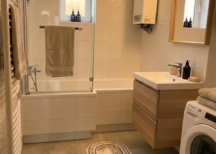 אתר קמפינג Comfortable Near Old Town קרקוב